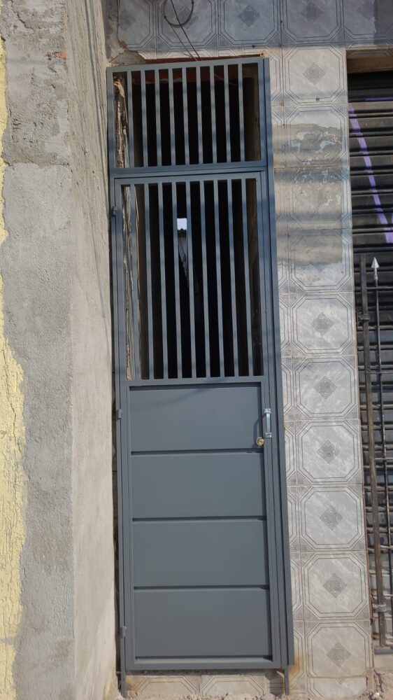 Porta de Aço Automática e Manual
